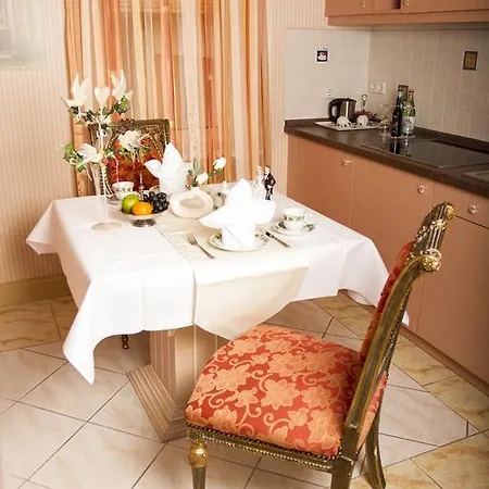 Don Giovanni Hotel