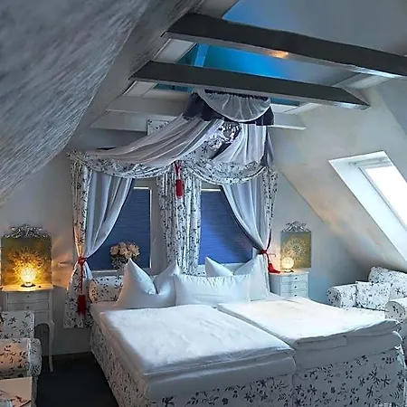 Don Giovanni Hotel 4*