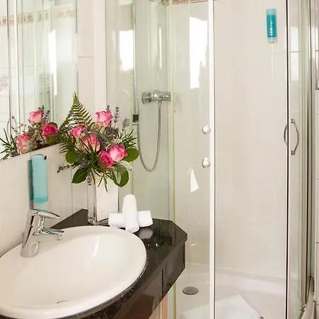 Don Giovanni Hotel 4*