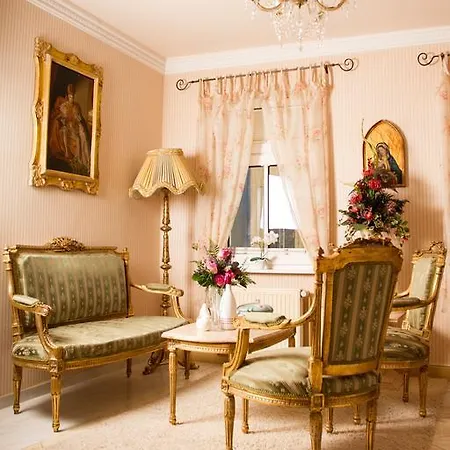 Don Giovanni Hotel